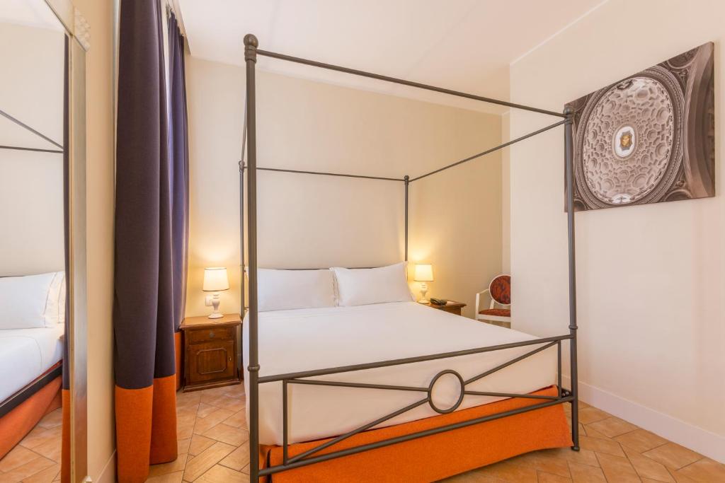Donna Camilla Savelli – VRetreats Room Type - DOUBLE CLASSIC