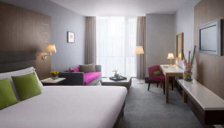 Radisson Blu Royal Hotel, Dublin - Tap to explore photos
