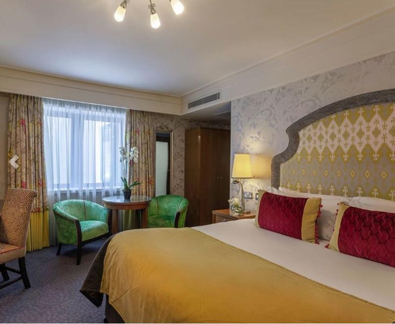 Clontarf Castle Hotel - Tap to explore photos
