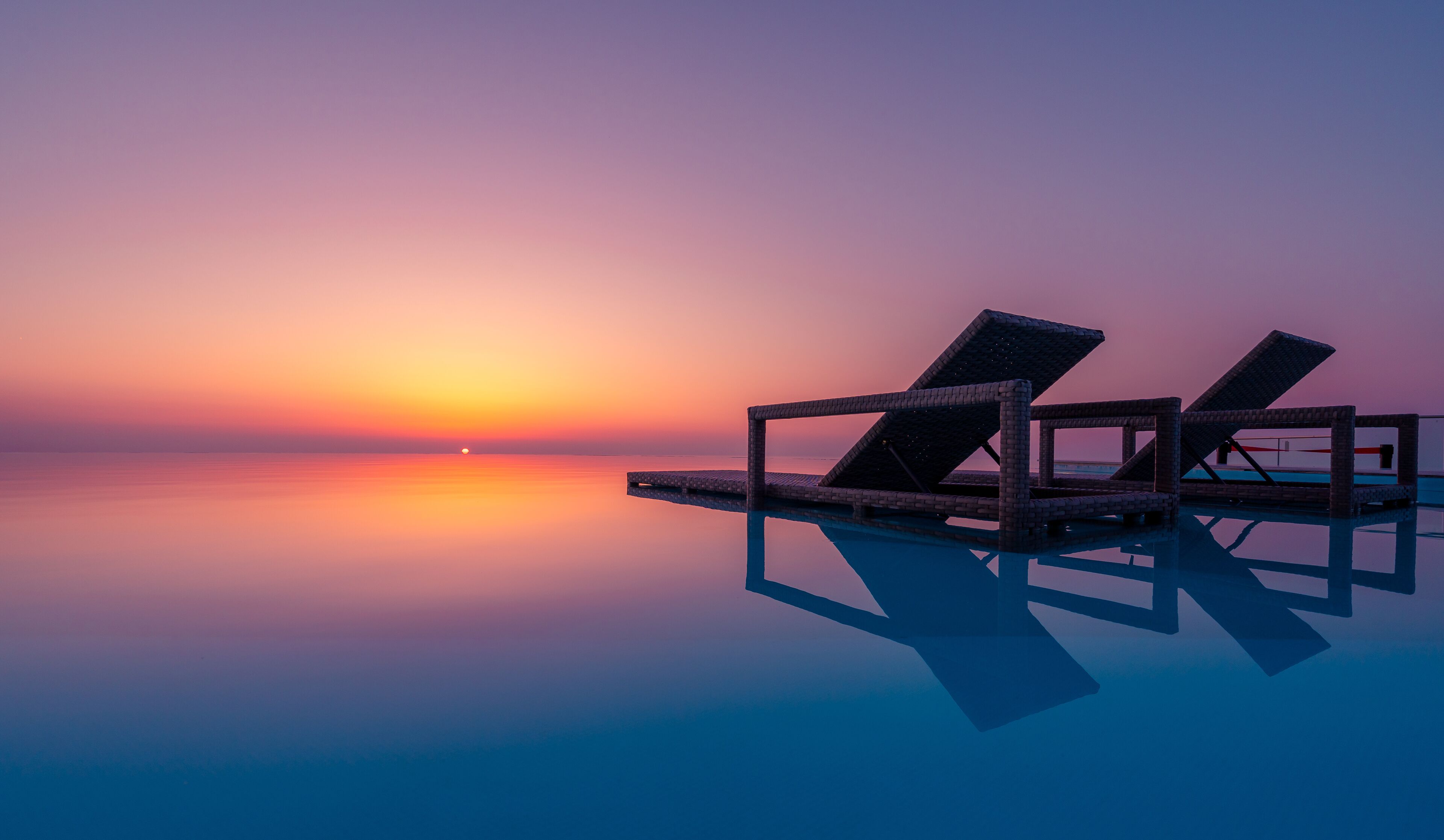 Infinity pool