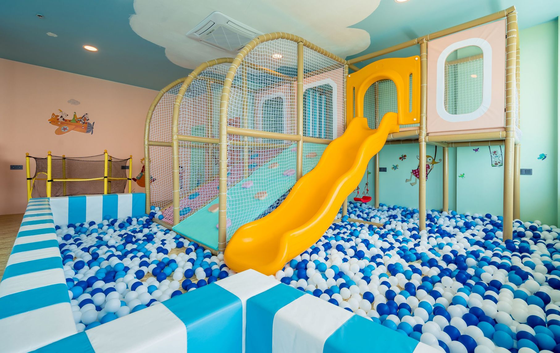 Children's play area - indoor