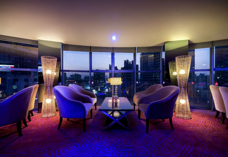 Grand Mercure Xiamen Downtown - Tap to explore photos