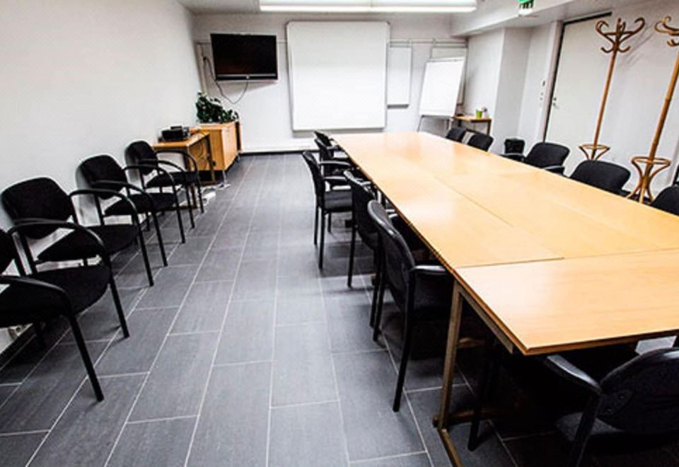 Meeting Rooms