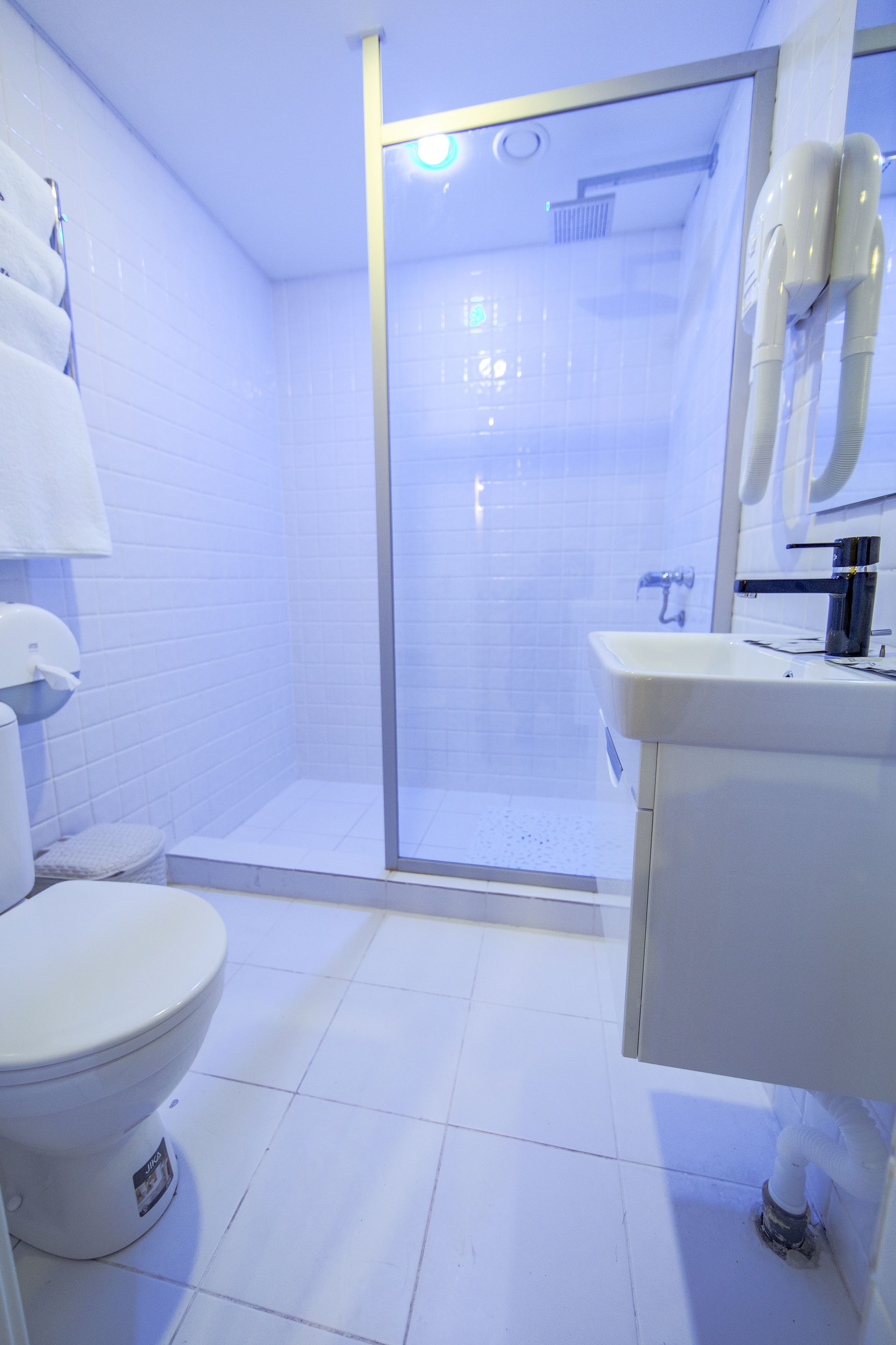 Alex Hotel on Rybatskaya photo 4