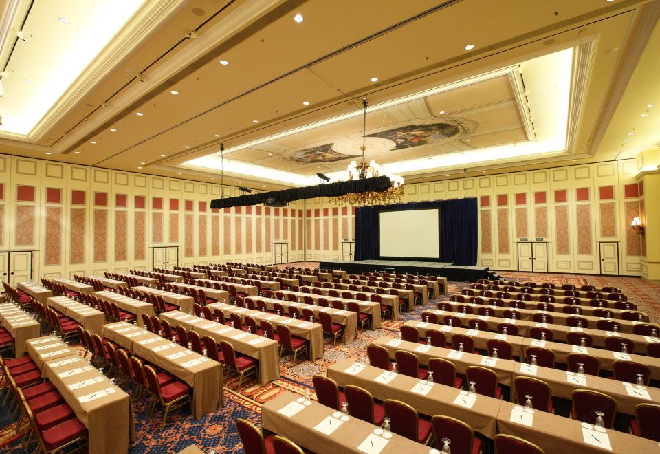Meeting Rooms