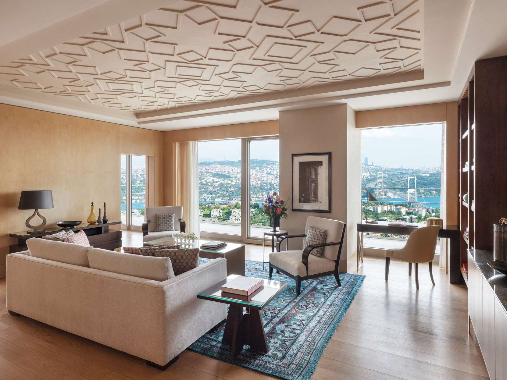 Raffles Istanbul Room Type - Bosphorus Suite
