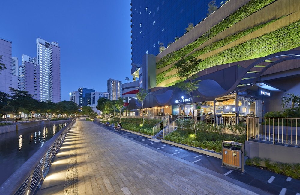 Exterior:1000px