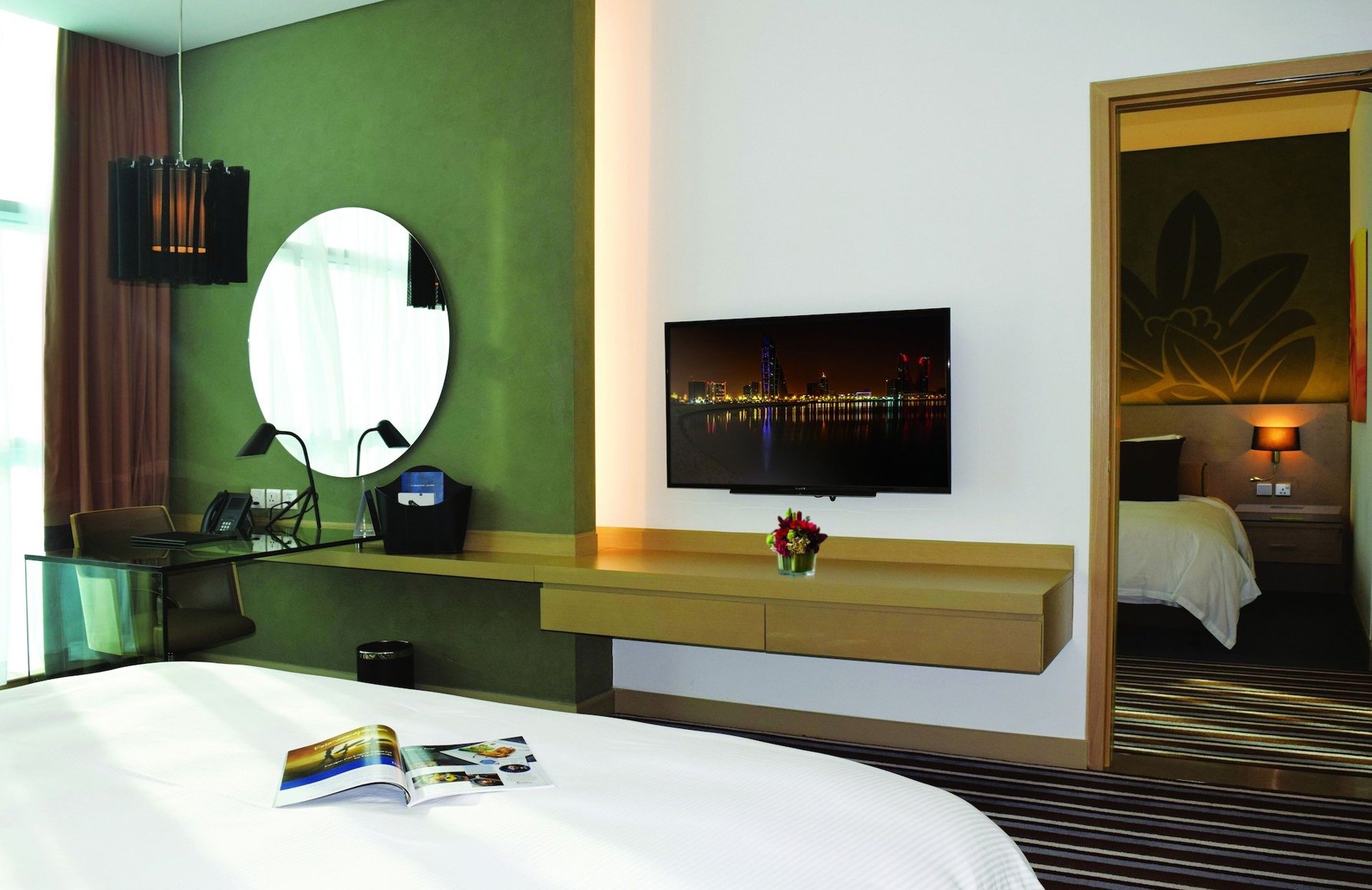 Downtown Rotana Room Type - High Floor Room - King Bed