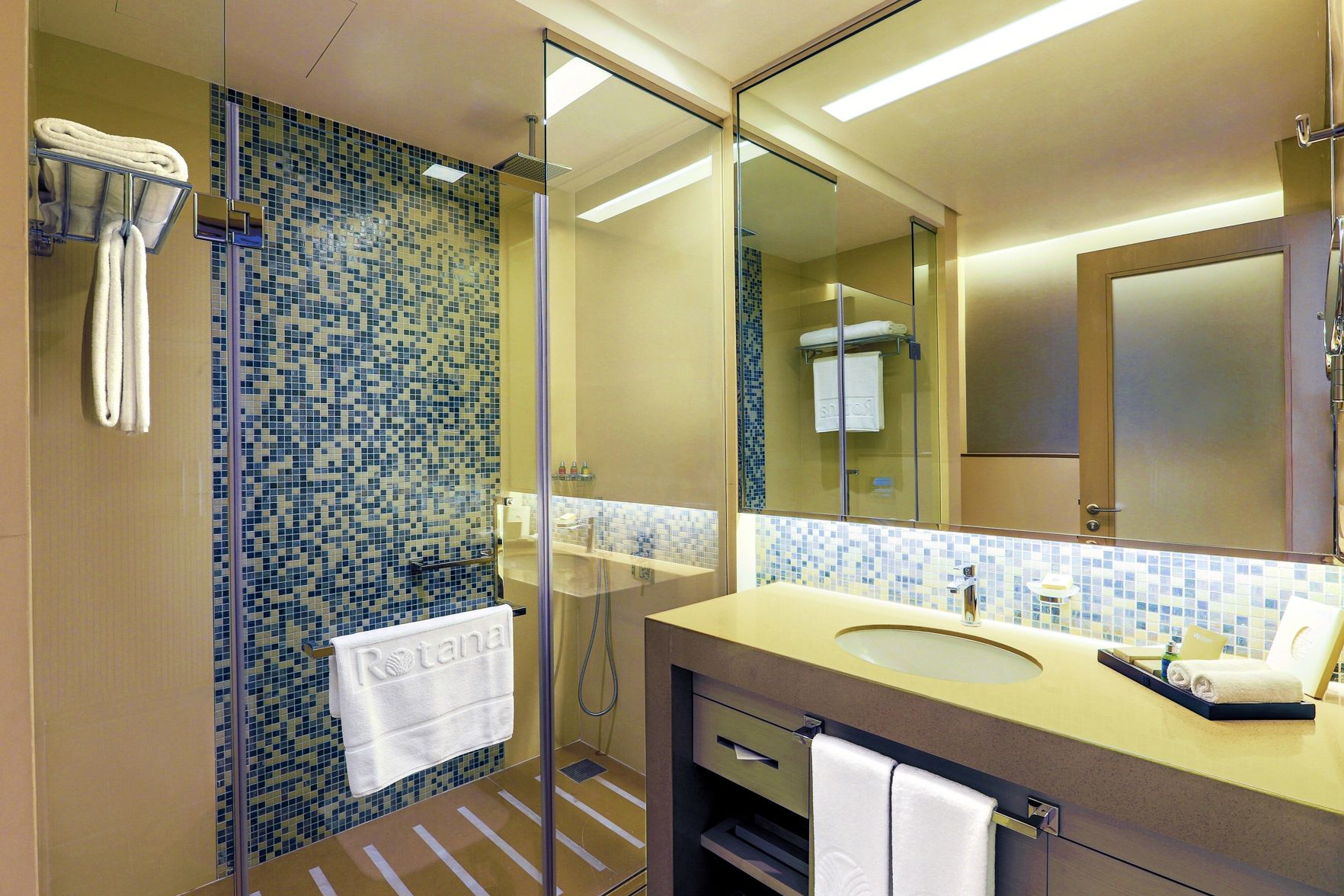 Downtown Rotana Room Type - Guest Room - Twin Beds