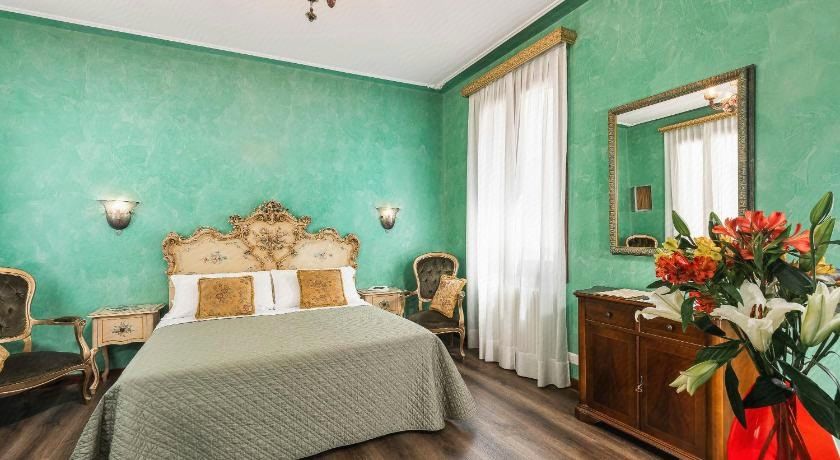 Hotel Ca' Alvise - Tap to explore photos