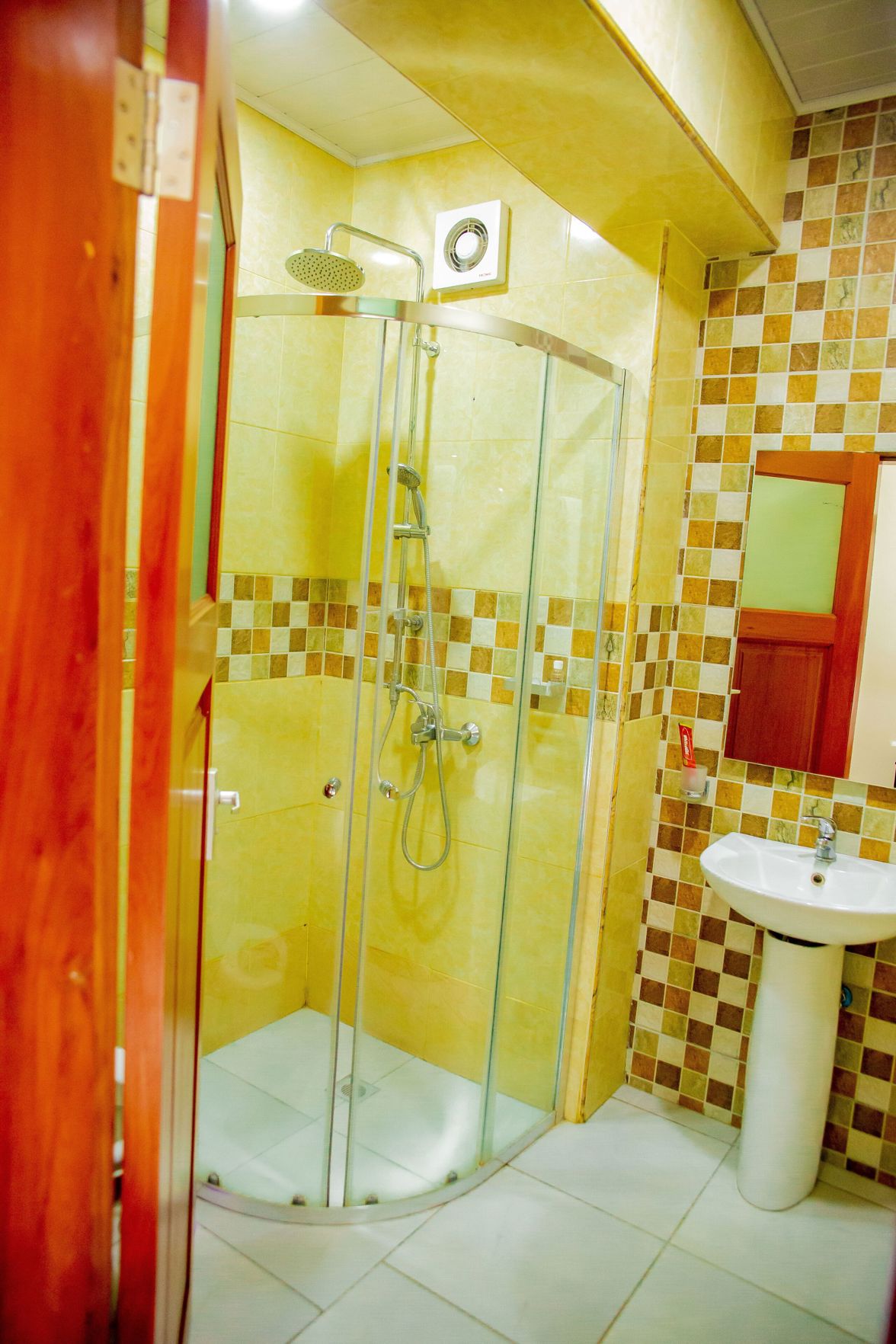 EDEN HIGHLANDS HOTEL photo 3