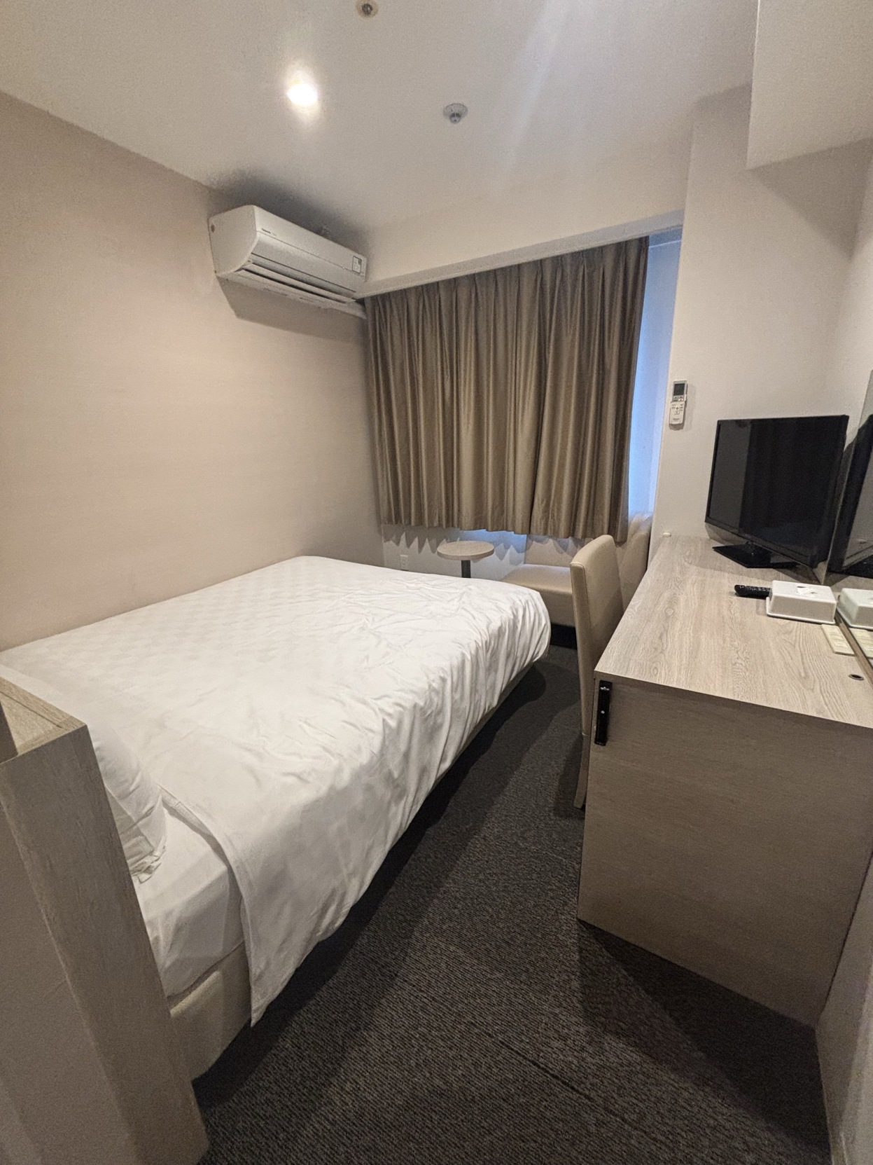 The OneFive Osaka Namba Dotonbori Room Type - Superior Queen Room