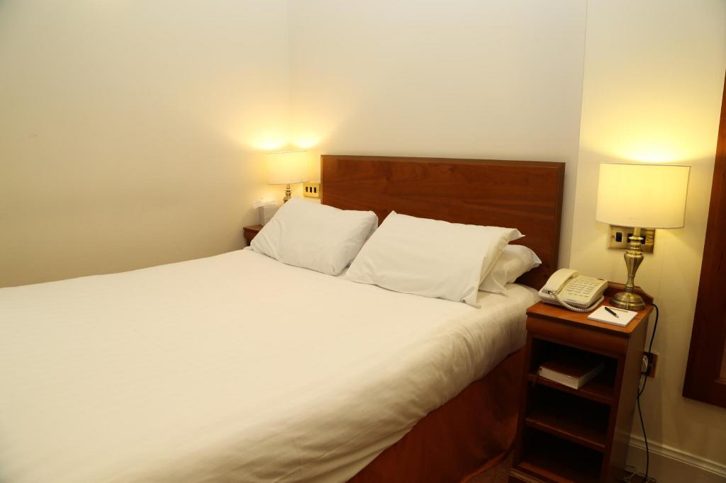 Old Waverley Hotel Room Type - Double Interior