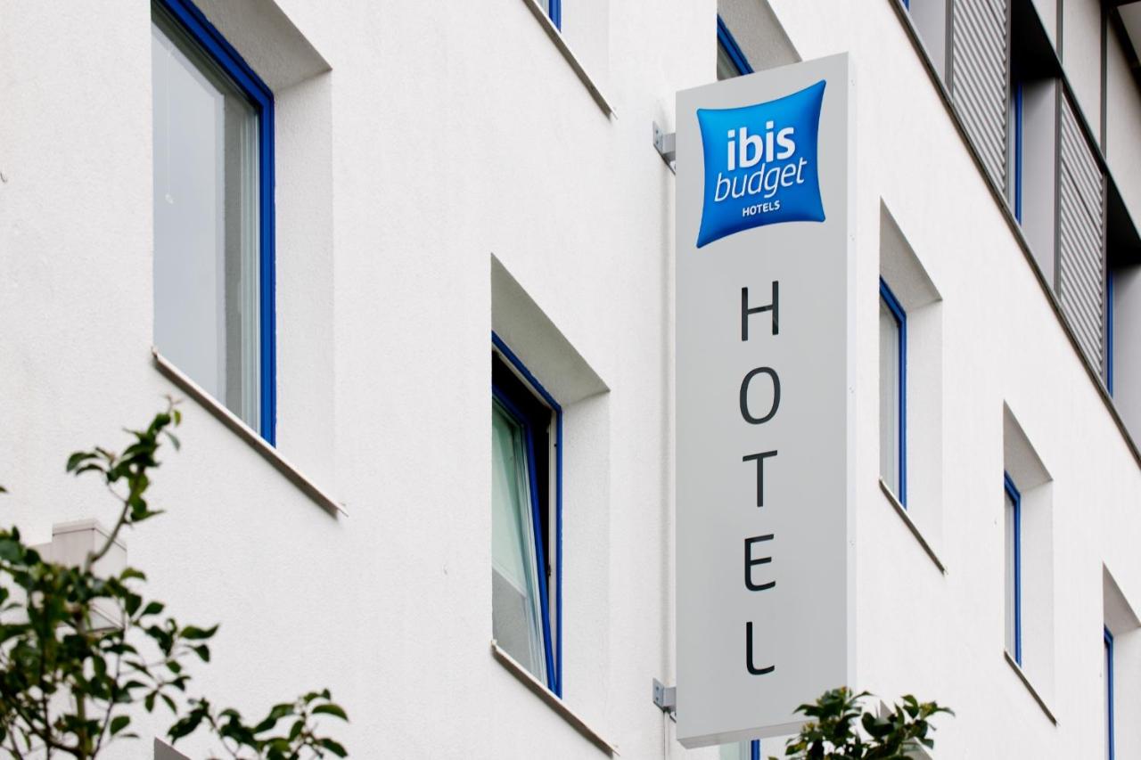 ibis budget Stuttgart City Nord Room Type - Twin room with twin beds