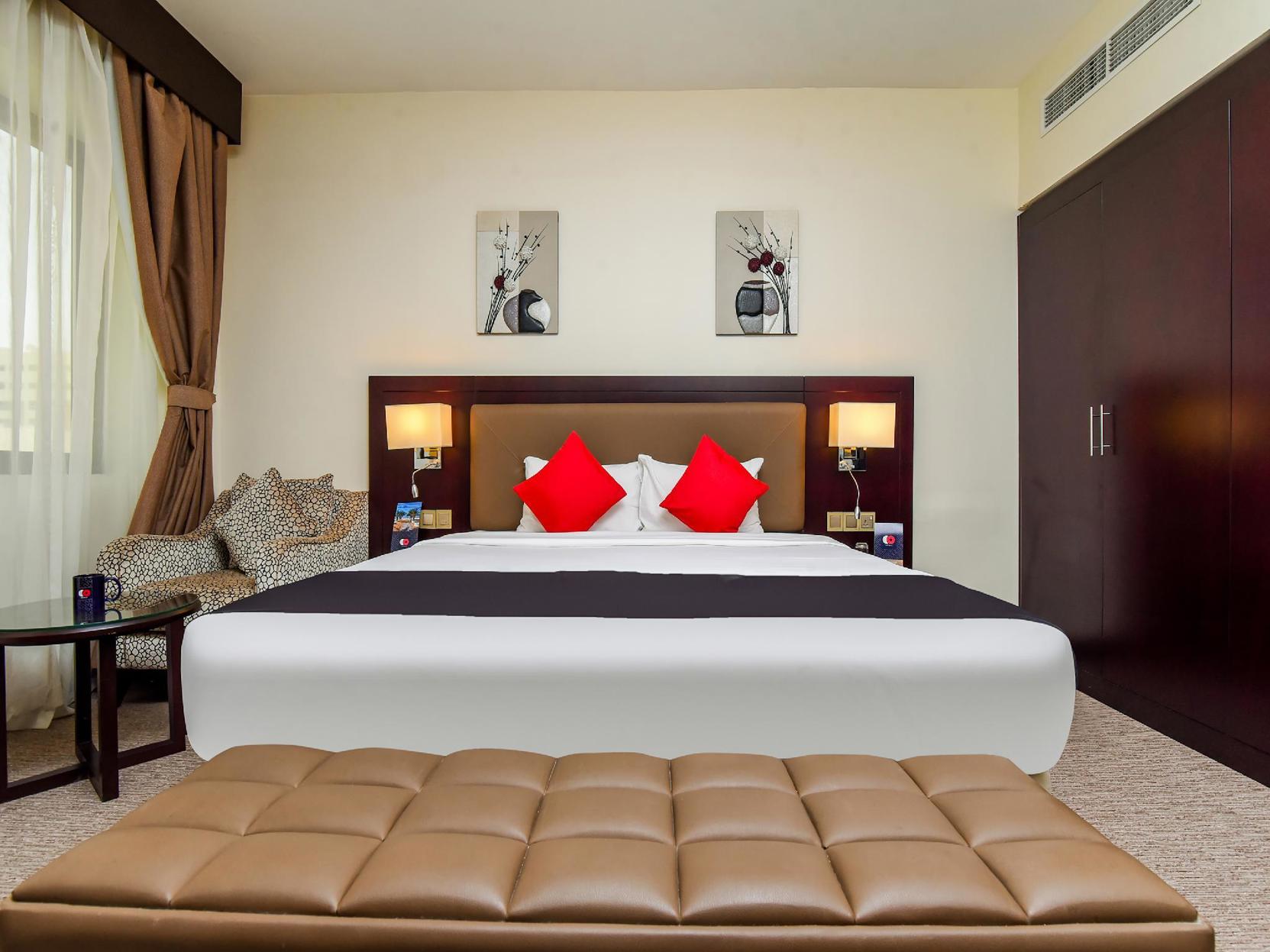 Landmark Summit  Room Type - Executive Suite