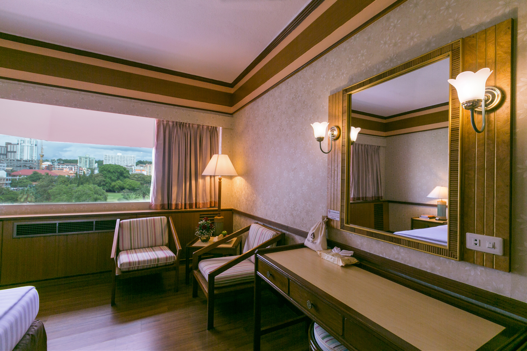 Asia Pattaya Hotel Room Type - SUPERIOR GOLF VIEW