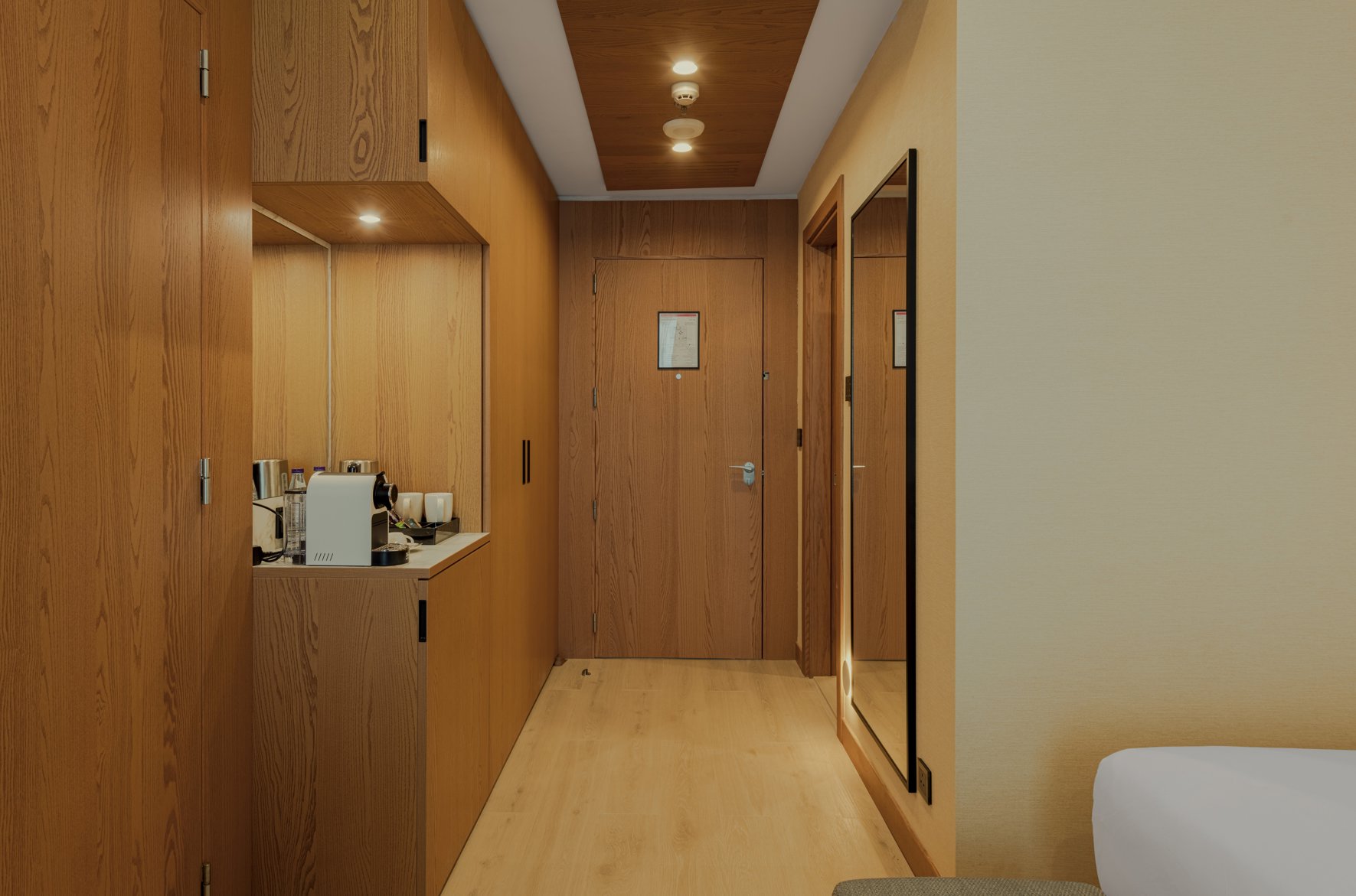 Millennium Al Masar Hotel Room Type - Deluxe Room with one King Bed