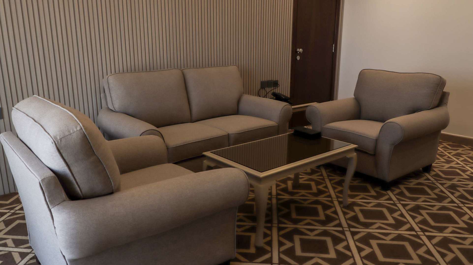 Best Western Plus Jeddah Hotel Madinah Road - Tap to explore photos