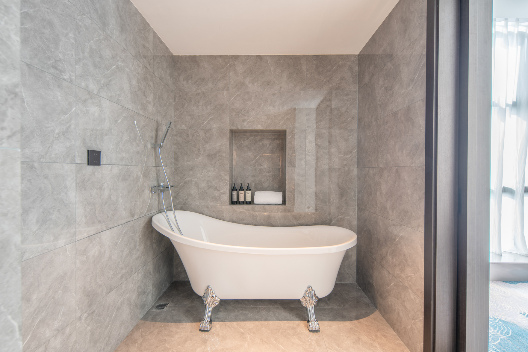 Jing'an Rezen Hotel Hefei - Tap to explore photos