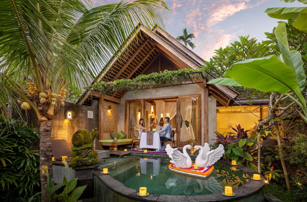 Wana Bucu Villas by GenuineHost - Tap to explore photos