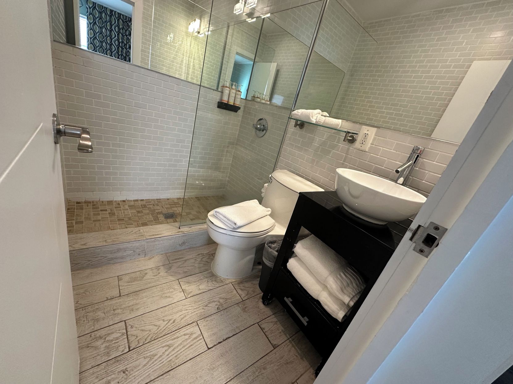 Dorset Hotel photo 5