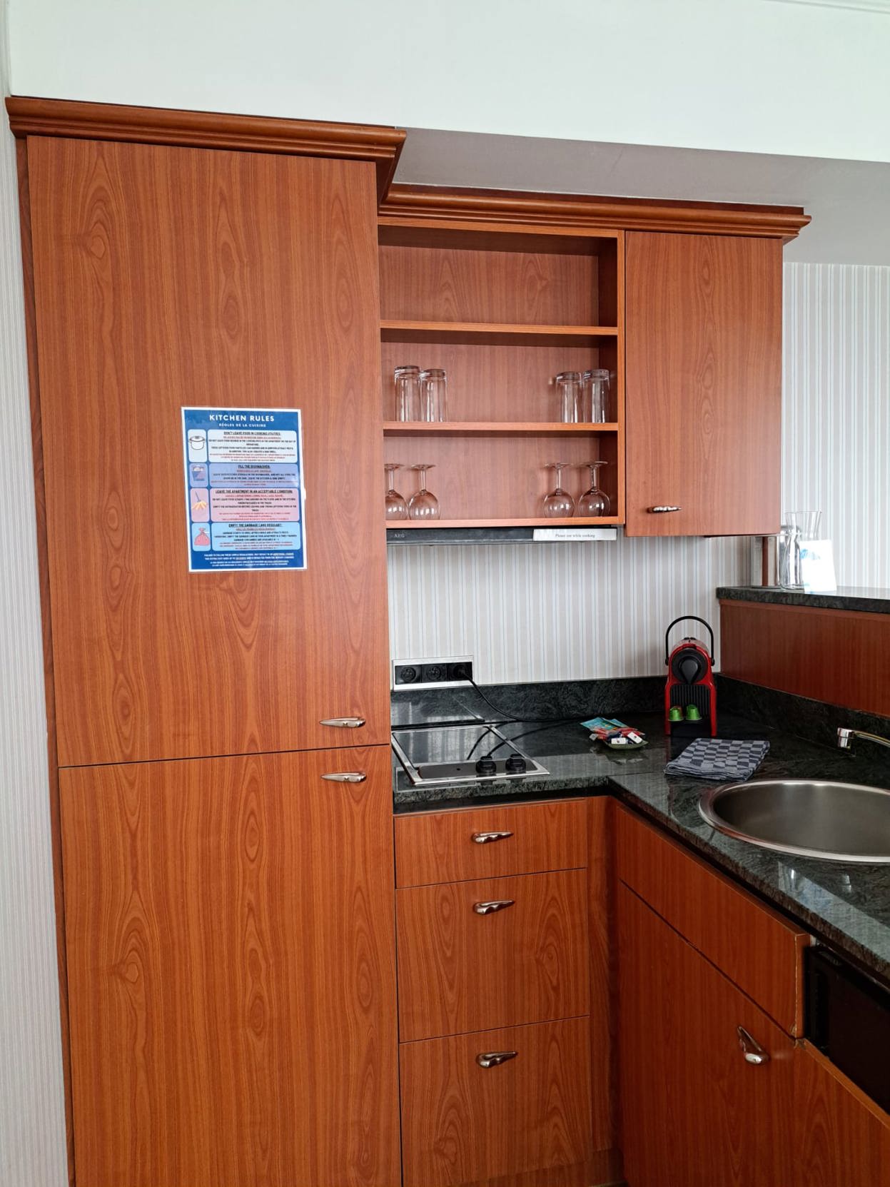 B-aparthotel Ambiorix Room Type - Park View Apartment Tripple