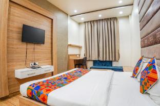 OYO Townhouse 497 Hotel Om Palace photo 5