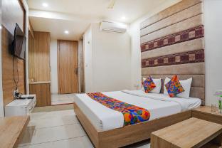 OYO Townhouse 497 Hotel Om Palace photo 4