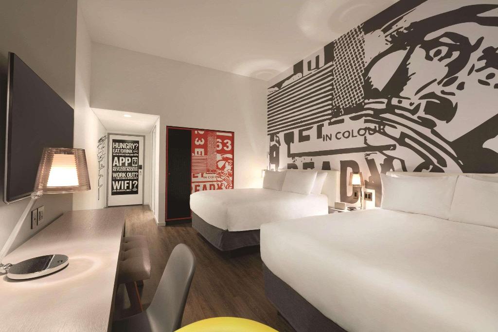 Radisson RED Minneapolis Downtown Room Type - Room TWO QUEEN BEDS