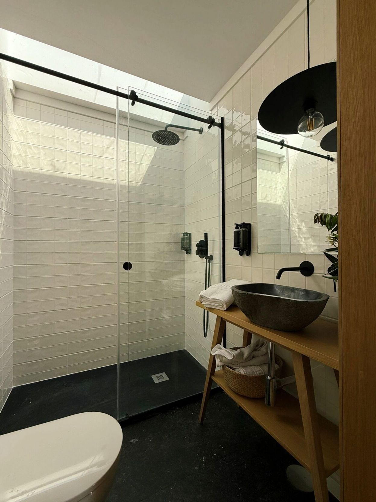 Bathroom 3, Five Sabrosa Senses, Sabrosa