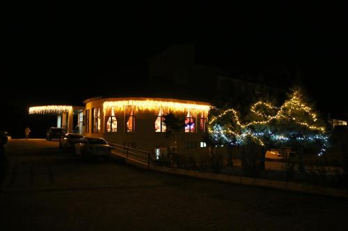 West Davraz Hotel photo 2