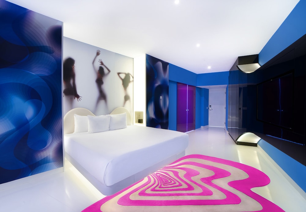 Temptation Cancun Resort All Inclusive - Adults Only - Tap to explore photos