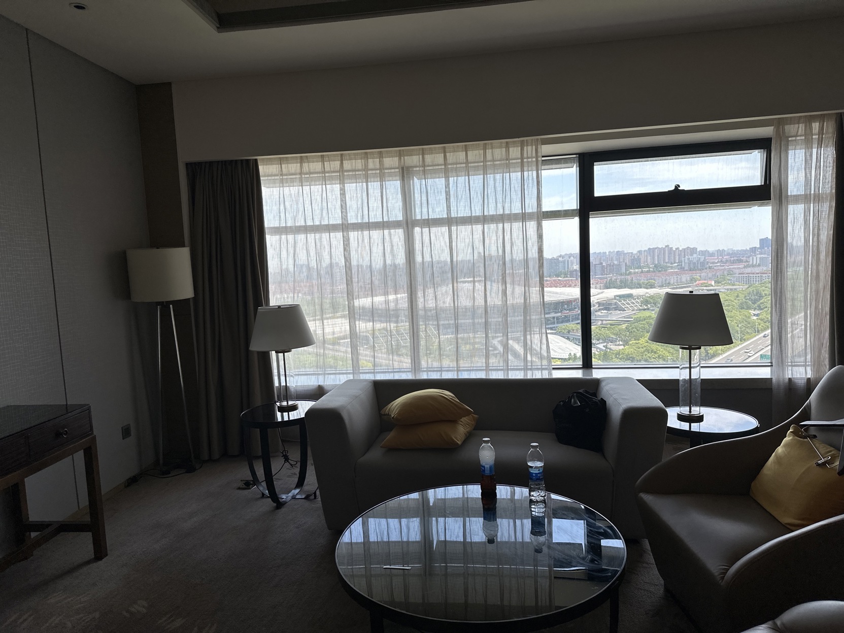 Pullman Shanghai Xuhui Room Type - Deluxe Suite