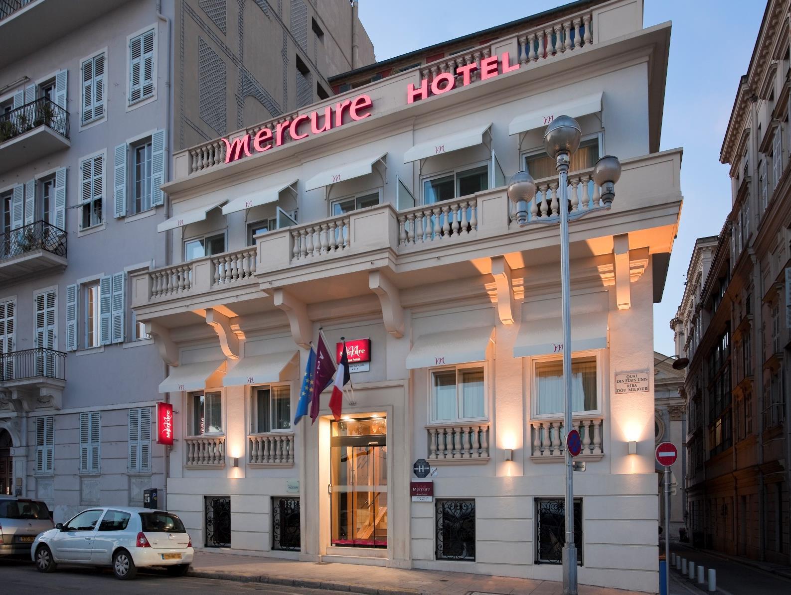 Mercure Nice Marche aux Fleurs Room Type - Triple Privilege Room