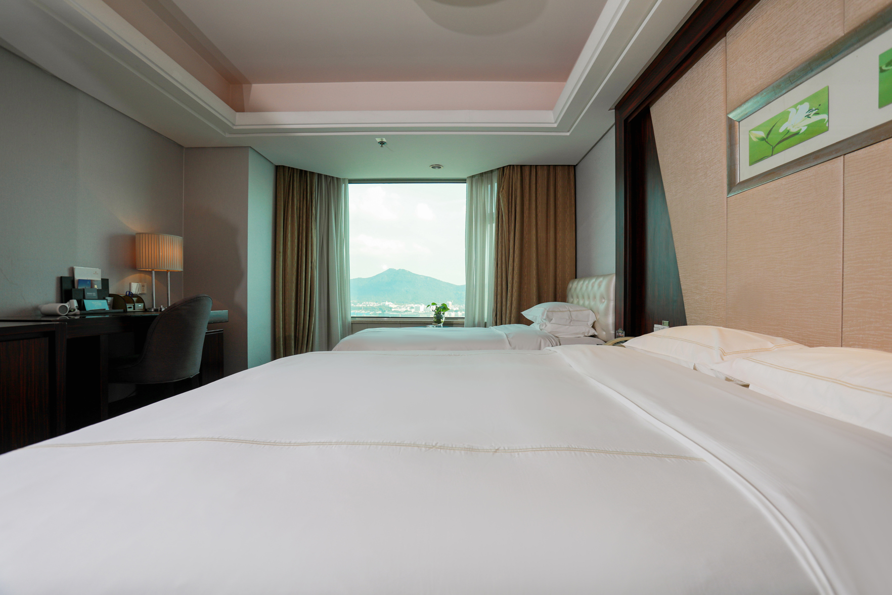 Shuguang International Hotel Nanjing - Tap to explore photos