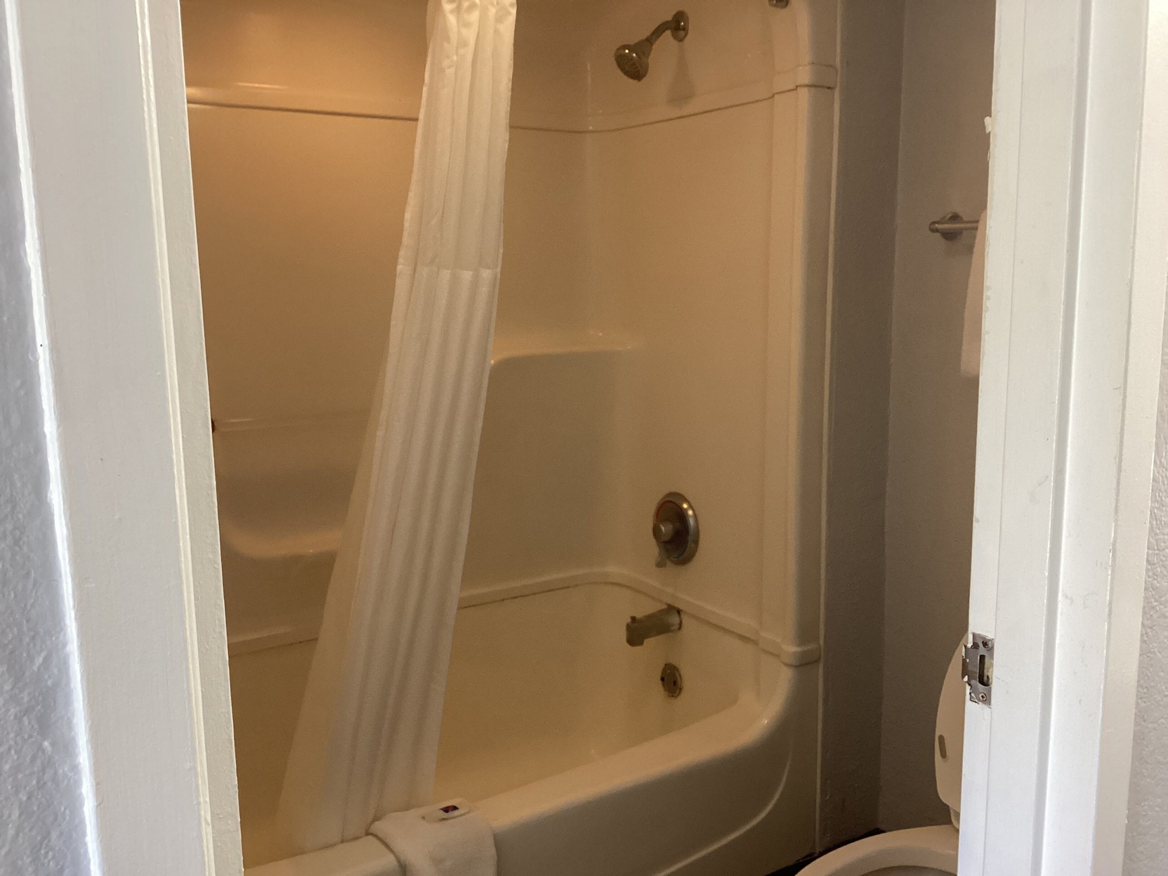 Motel 6 Lantana, FL Room Type - Room with Two Double Beds