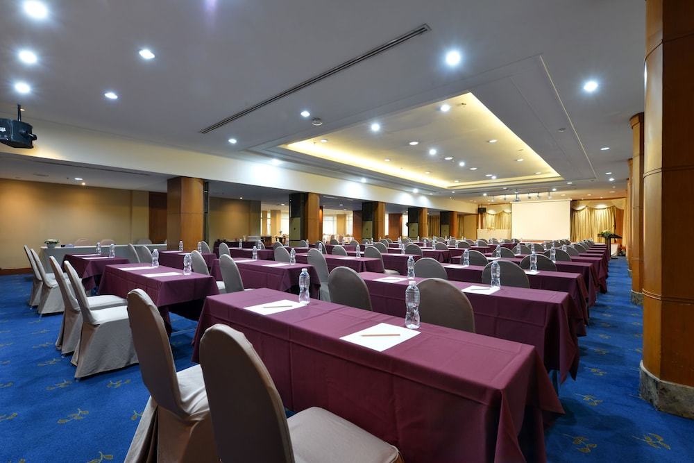 Meeting facility:1000px