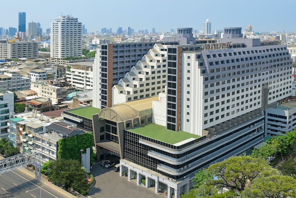Exterior:1000px