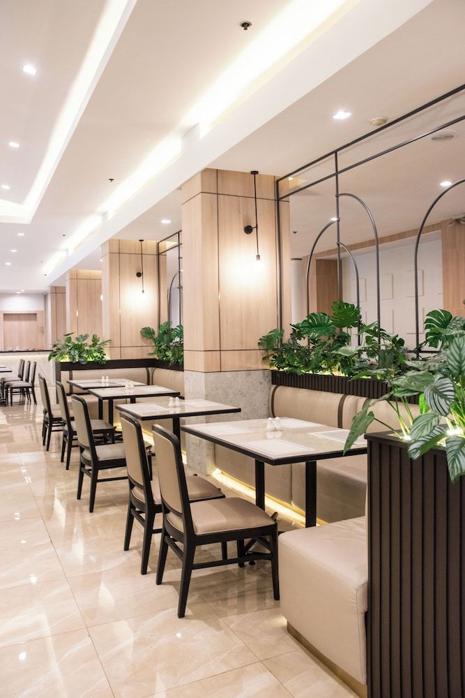 Restaurant:1000px