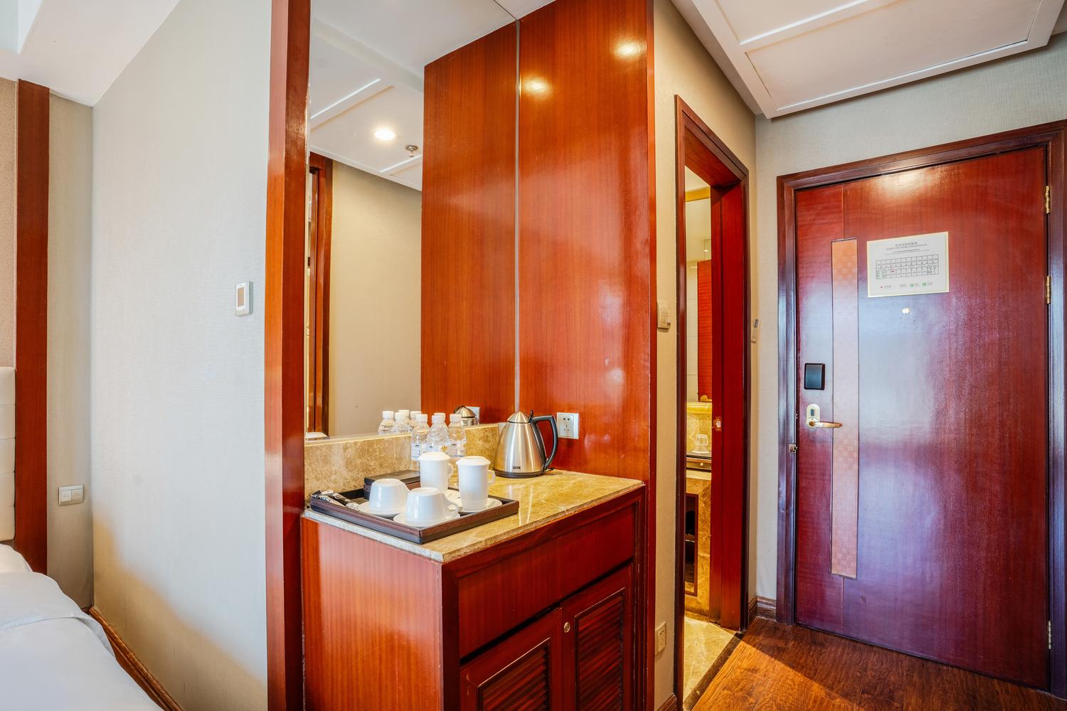 Empark Grand Hotel Tengchong Room Type - Standard 2-bed Room