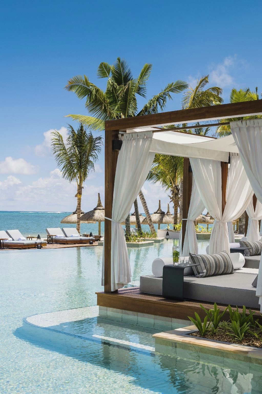 One&Only Le Saint Geran Room Type - Lagoon Room Terrace Queen