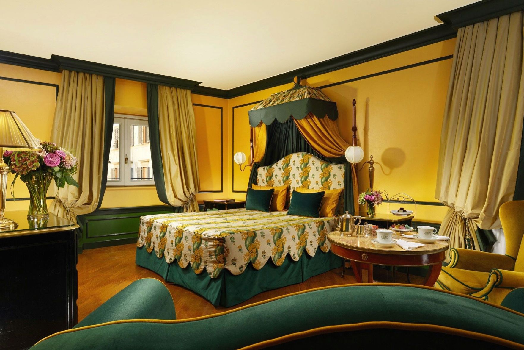 Hotel Santa Maria Novella - Tap to explore photos
