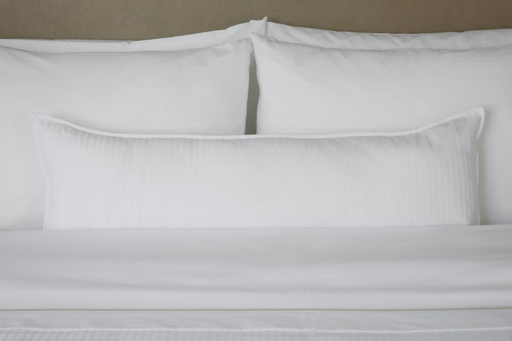DoubleTree by Hilton Burlington Vermont Room Type - King Room - Disability Access/Roll-in Shower