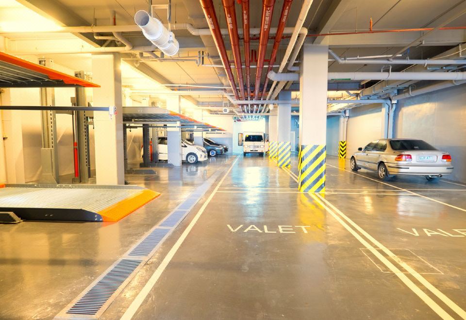 Parking Lot