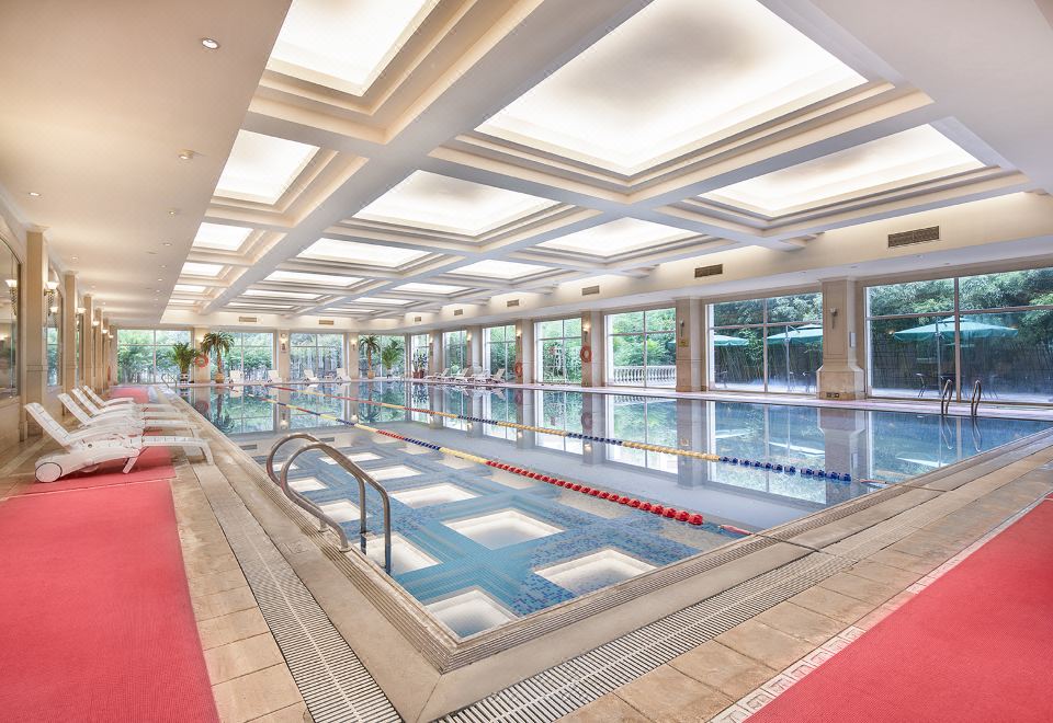 Wyndham Beijing North Hotel - Tap to explore photos