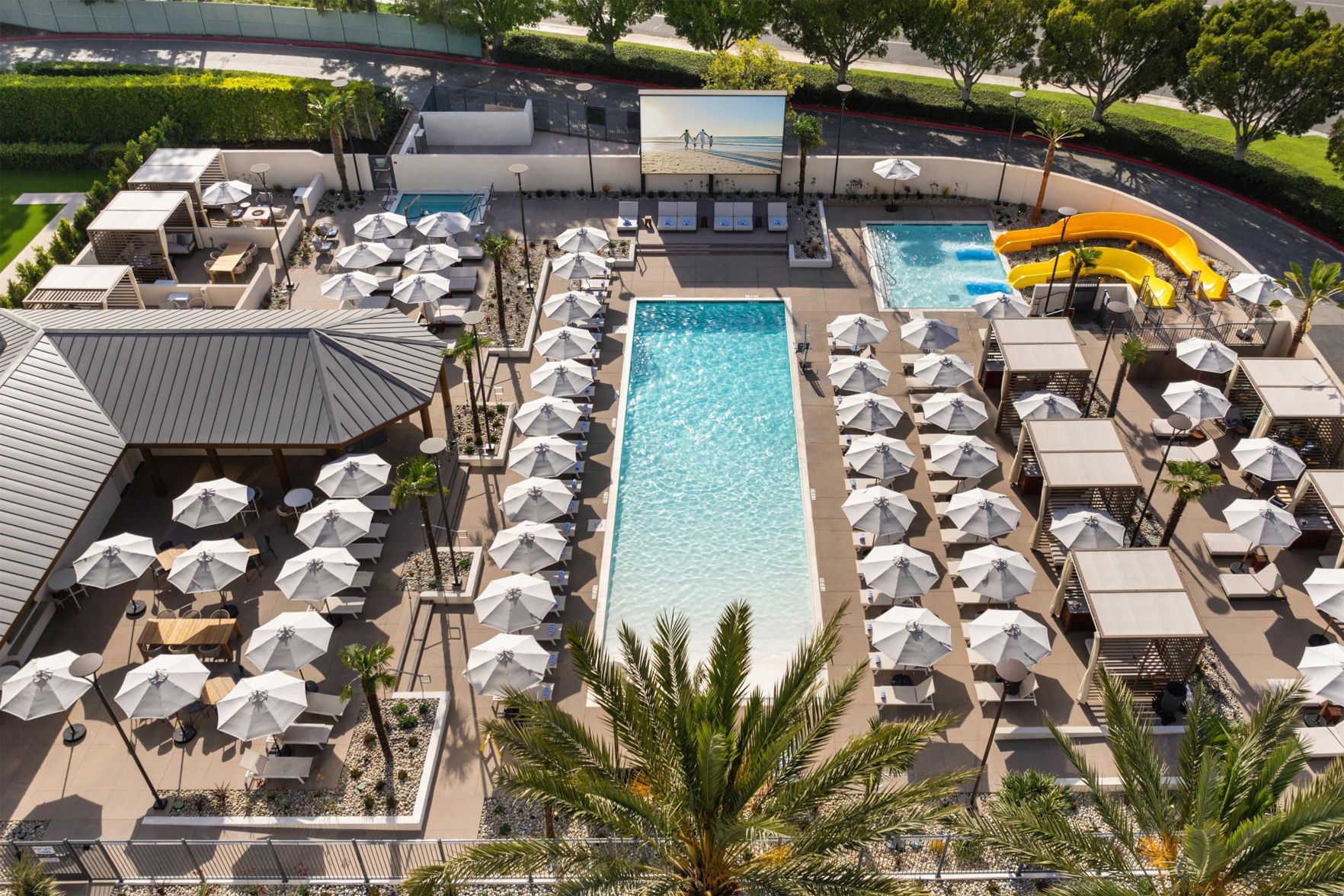 Hyatt Regency Irvine Room Type - King Room with Juliet Balcony and Pool View Hyatt Regency Irvine Room Type - King Room with Juliet Balcony and Pool View