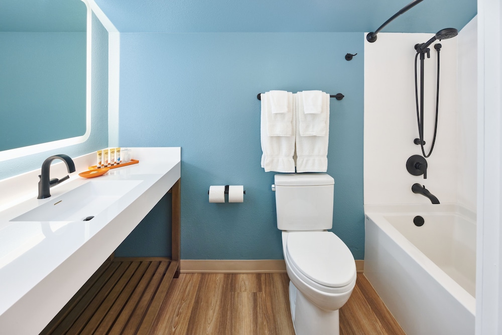 Kauai Shores Hotel Room Type - Studio, Kitchenette (Newly Renovated)