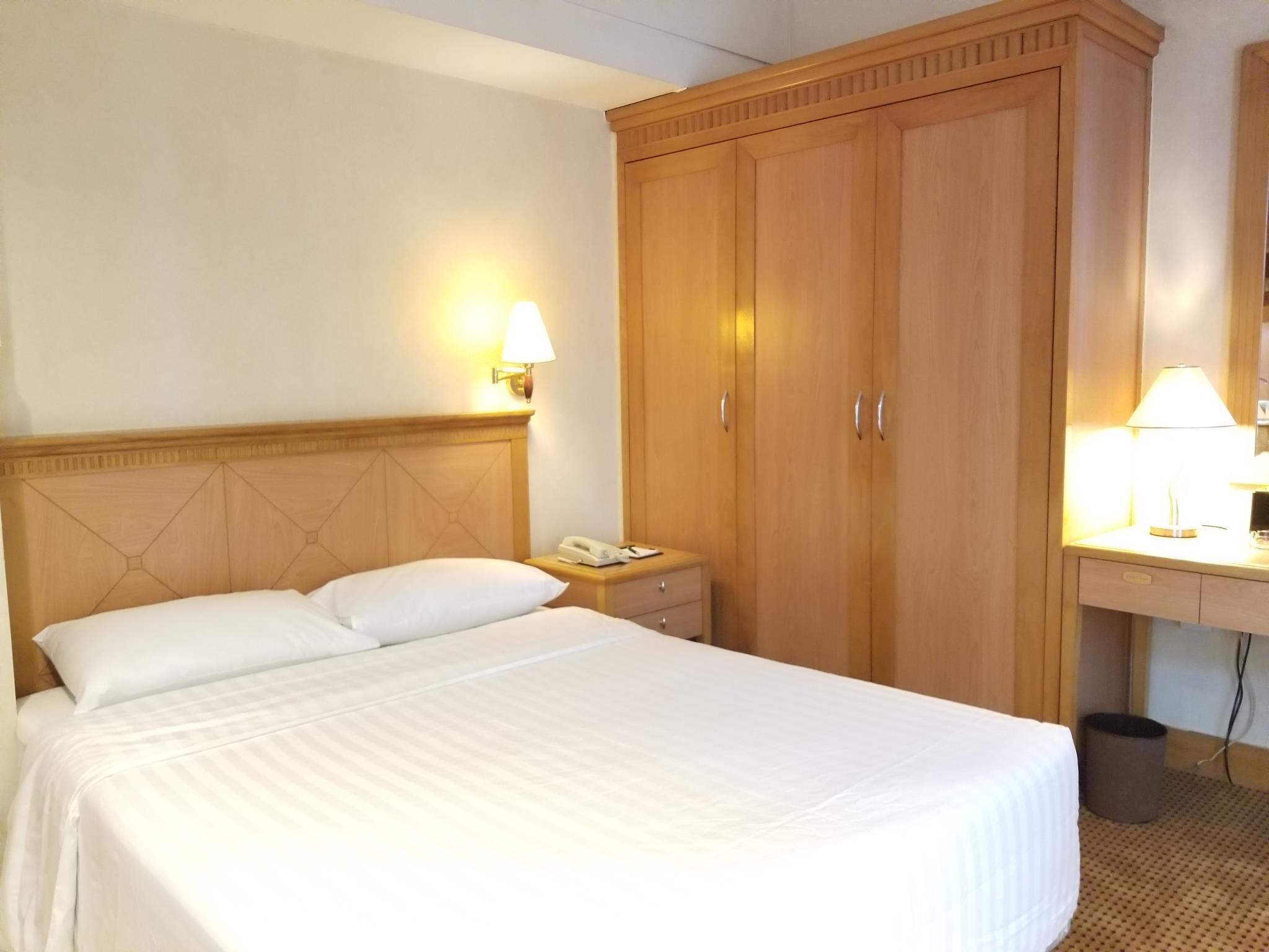 Superior City View Room