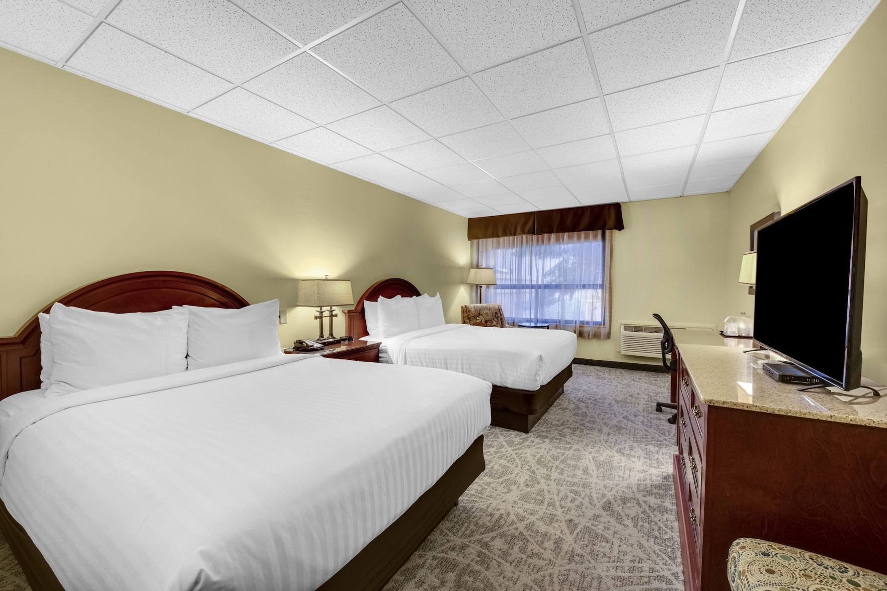 The Academy Hotel Colorado Springs - Tap to explore photos