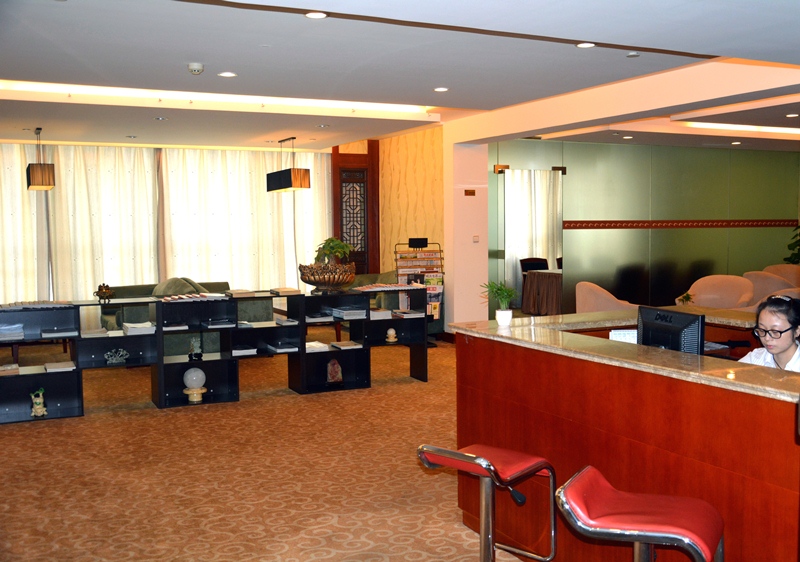 Royal Plaza Hotel photo 5